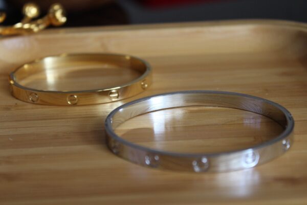 silver bracelet / stainless steel tarnish free /