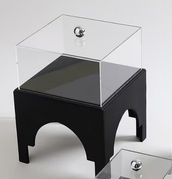 Eclipse Display Pedestal
